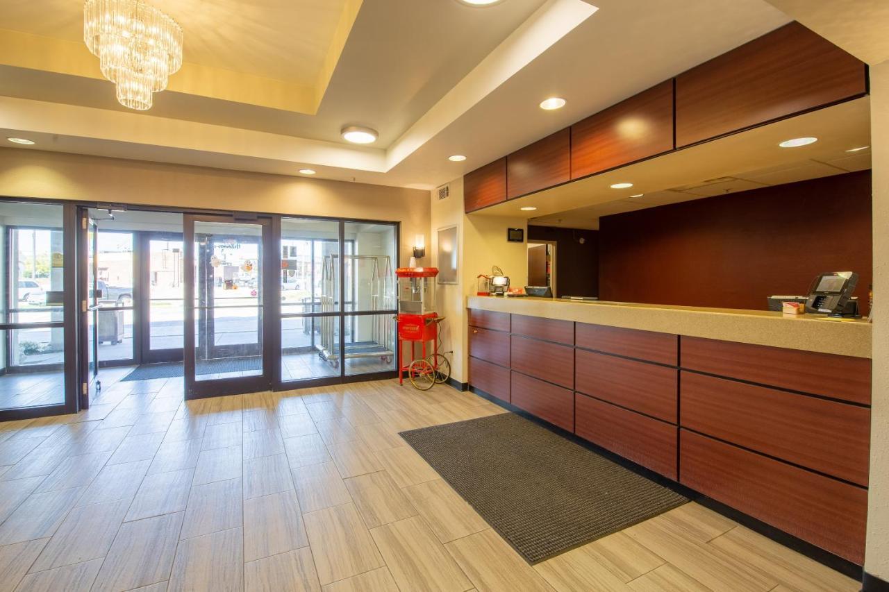 Red Roof Inn & Suites Indianapolis Airport Eksteriør billede