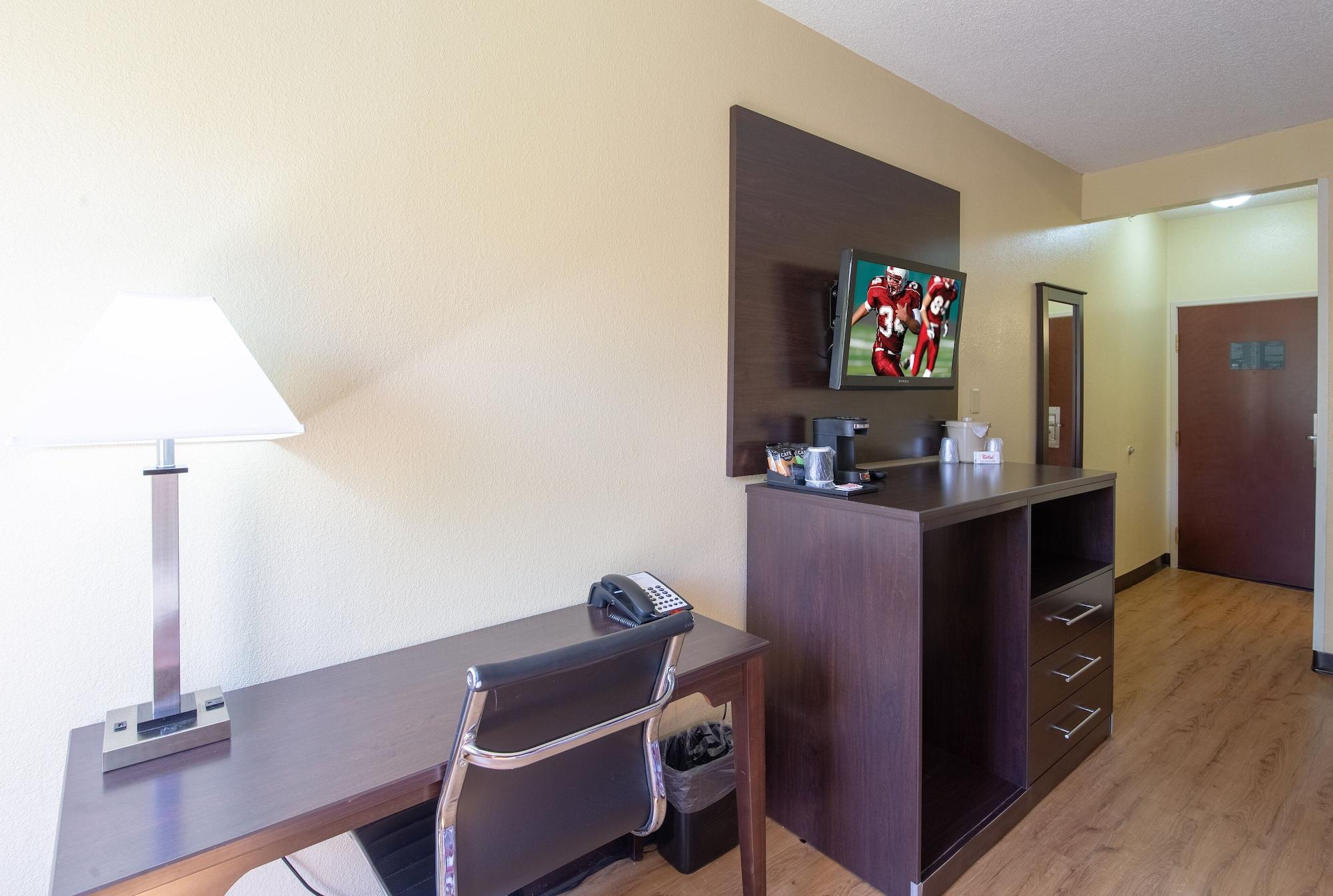 Red Roof Inn & Suites Indianapolis Airport Eksteriør billede
