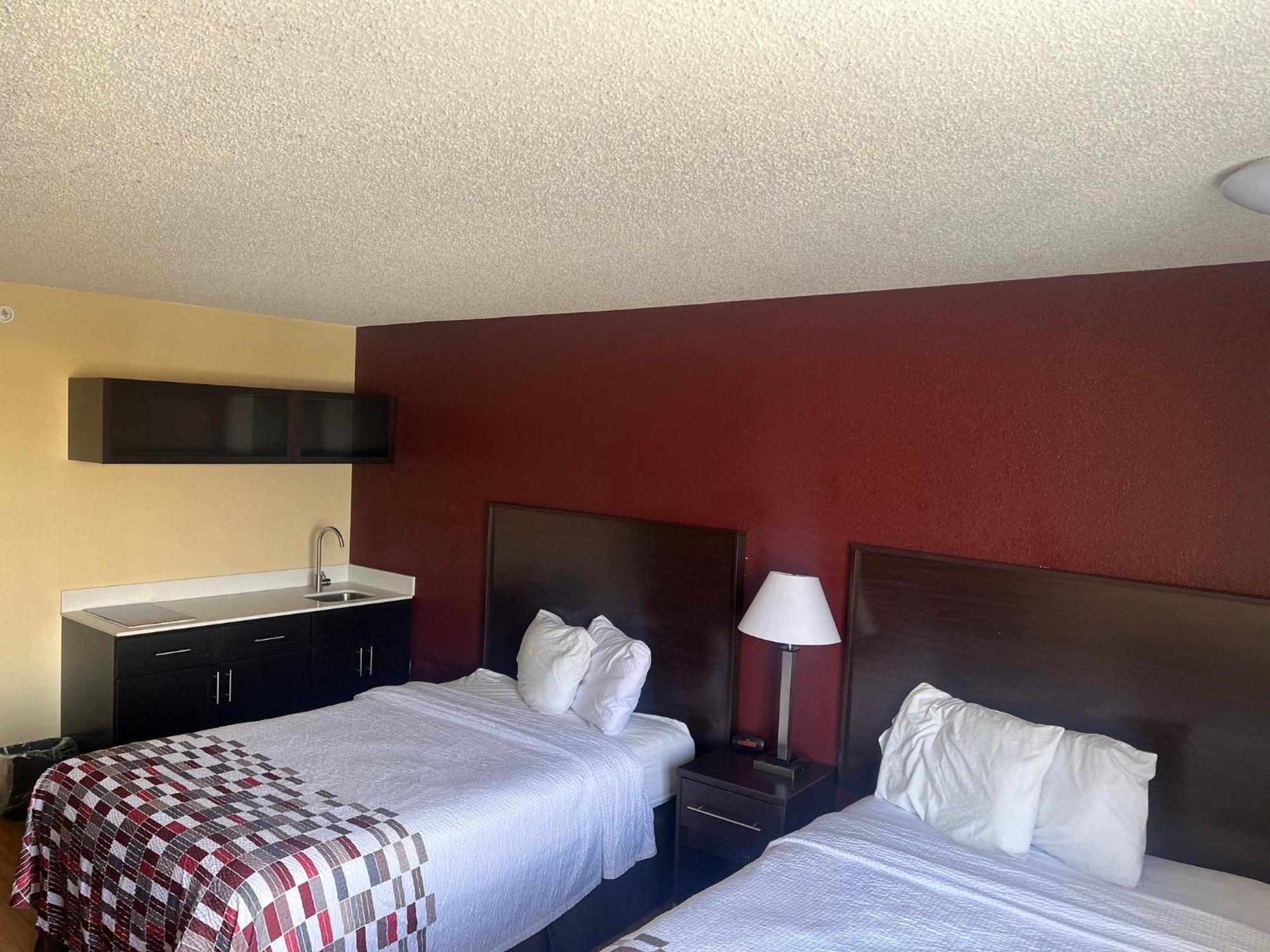 Red Roof Inn & Suites Indianapolis Airport Eksteriør billede